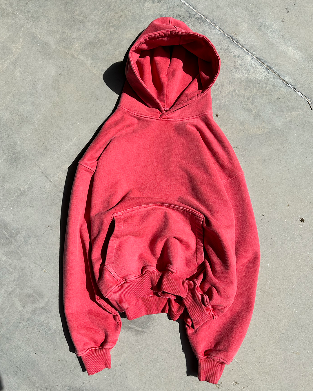 BLANK HEAVYWEIGHT HOODIE - CHERRY