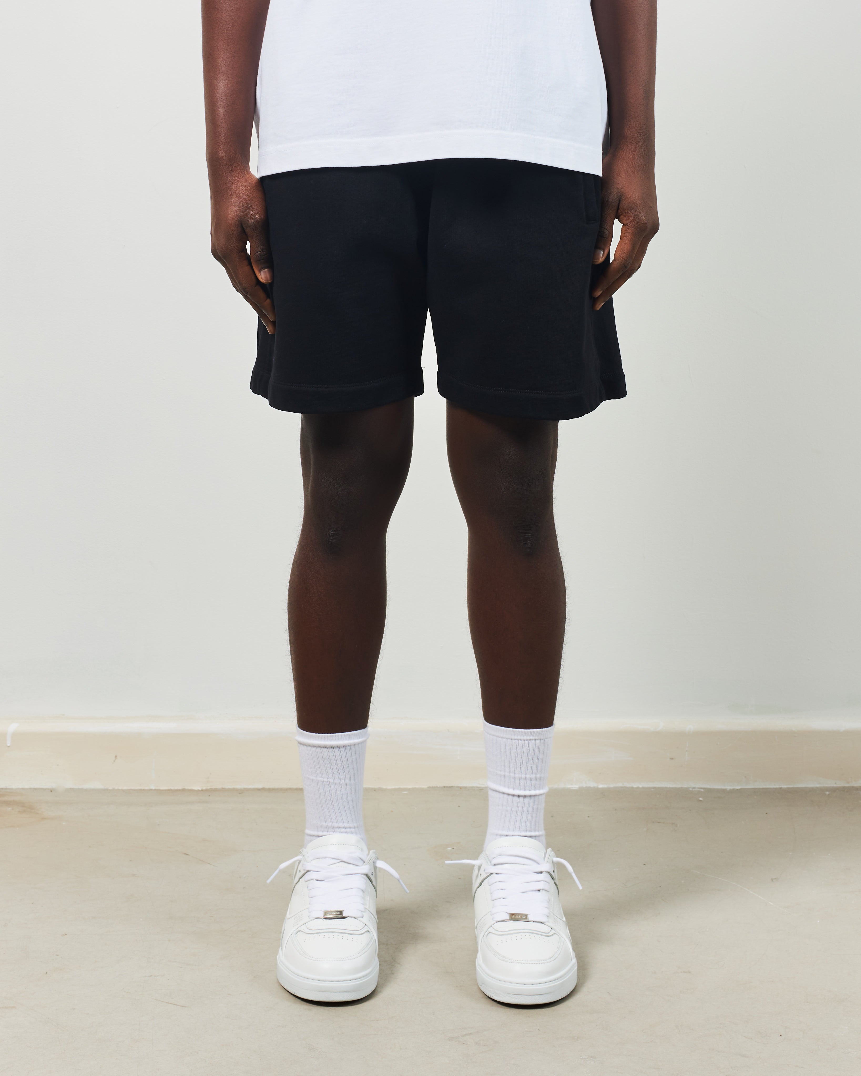 HEAVYWEIGHT SHORTS - JET BLACK